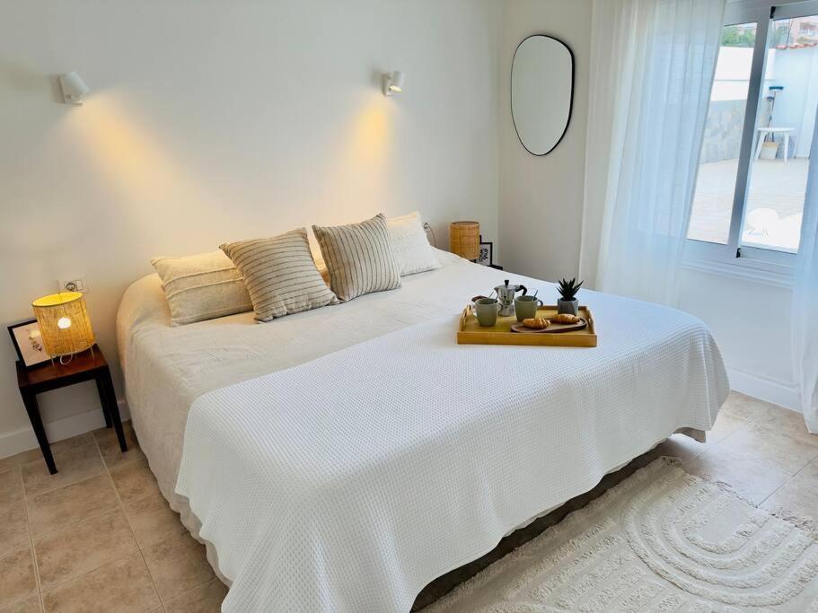 Beachfront Villa And Pool Puerto de Santiago  Εξωτερικό φωτογραφία