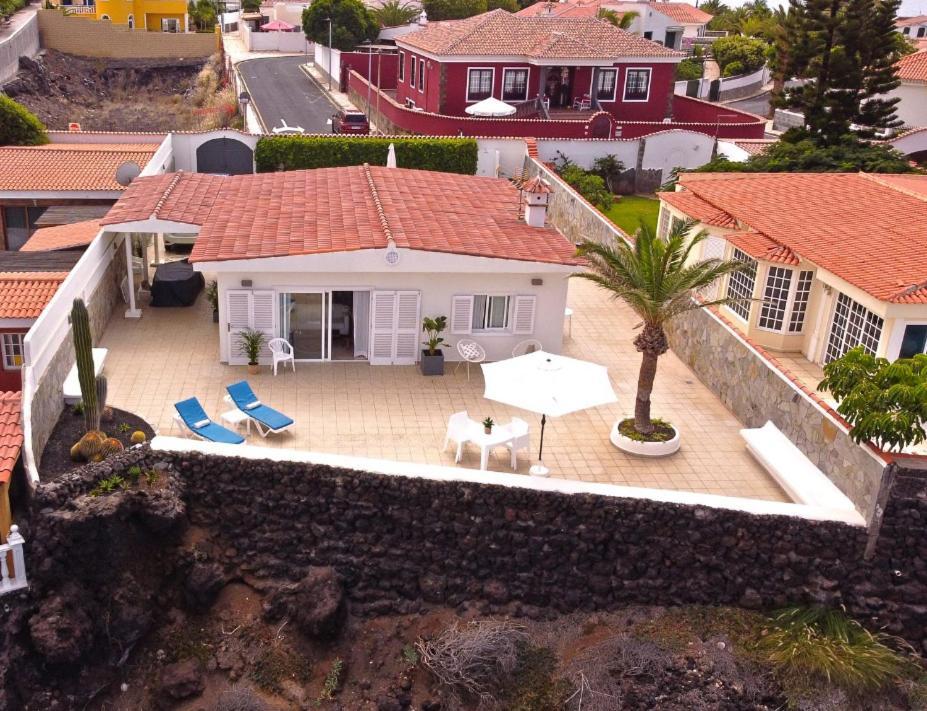 Beachfront Villa And Pool Puerto de Santiago  Εξωτερικό φωτογραφία